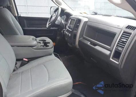 2016 Ram 1500 St z USA, uszkodzony, nr VIN 1C6RR7KM5GS206345